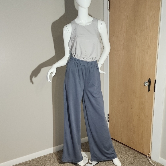 Elegant Slate Blue Wide-Leg Trousers - Picture 8 of 8